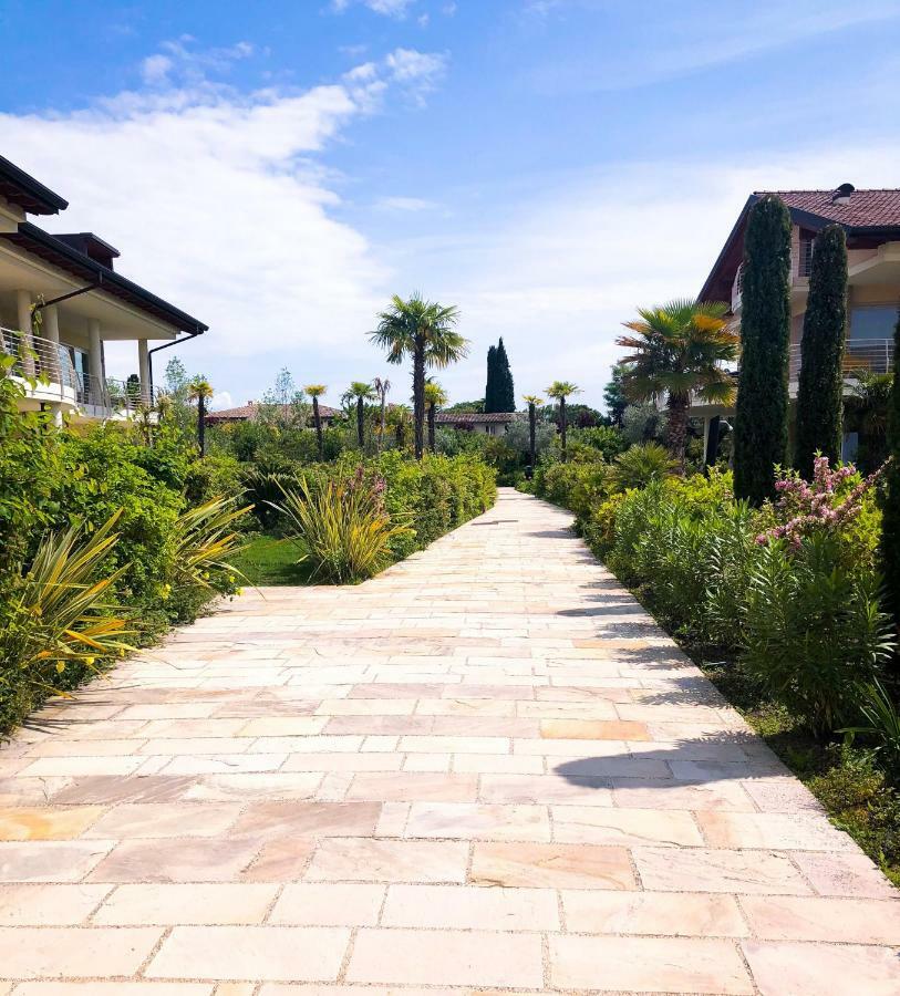 Paradise Luxury Apartments Σιρμιόνε Εξωτερικό φωτογραφία