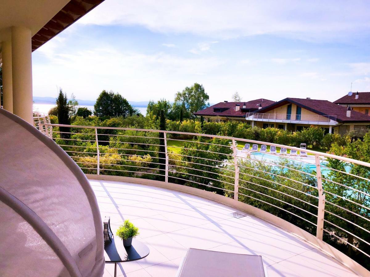 Paradise Luxury Apartments Σιρμιόνε Εξωτερικό φωτογραφία