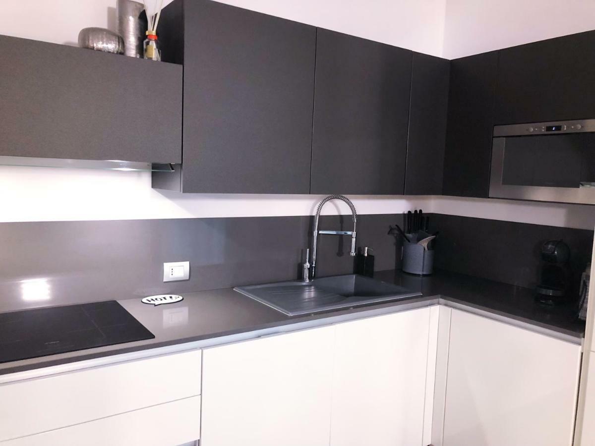 Paradise Luxury Apartments Σιρμιόνε Εξωτερικό φωτογραφία